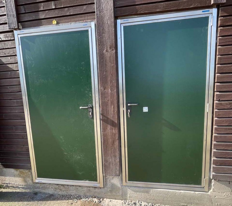 Single doors for house in Falkenstein
