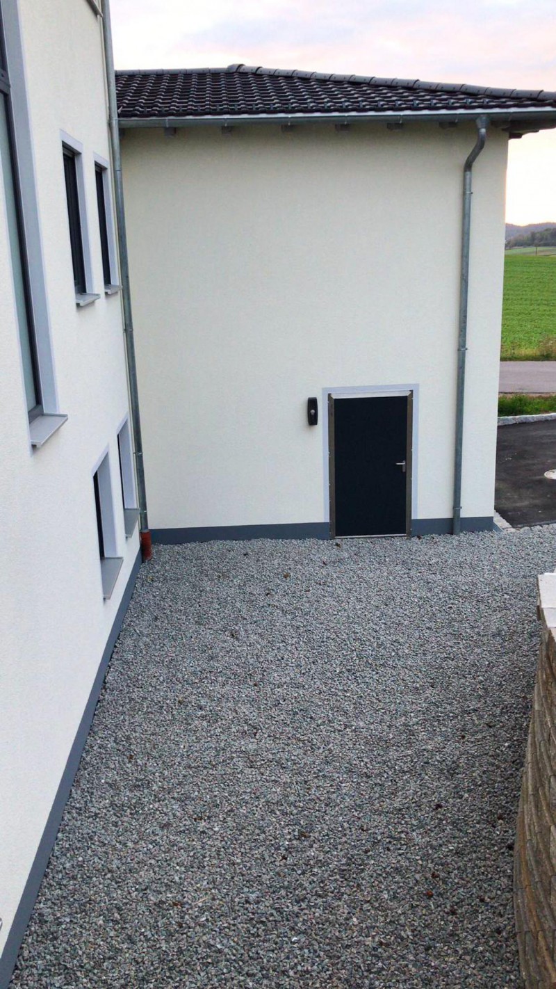 Single doors for house in Falkenstein